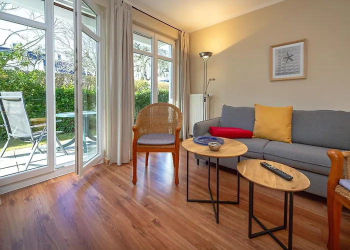 Seerose - 14 Sellin (Rugen)